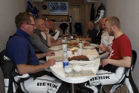 Frokosten er serveret
(Foto: Tommy Hostrup Galskjær)